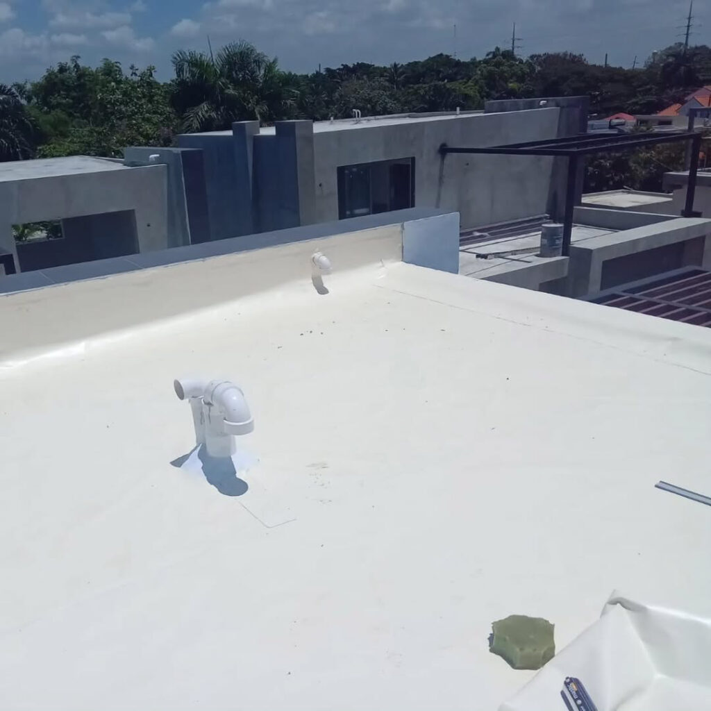 Trabajo de impermeabilizacion realizado con nuestra membrana Termoplastica PVC 45 mils