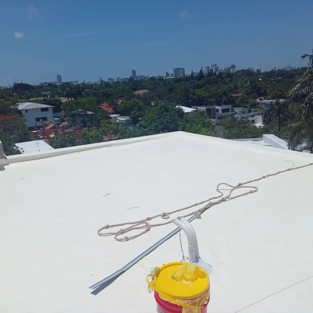 Trabajo de impermeabilizacion realizado con nuestra membrana Termoplastica PVC 45 mils3